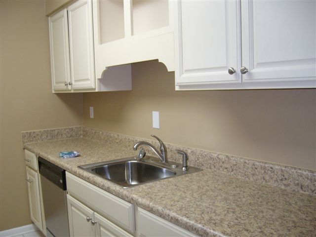 2116 Hobbs Rd Apt N12, Nashville, TN 37215