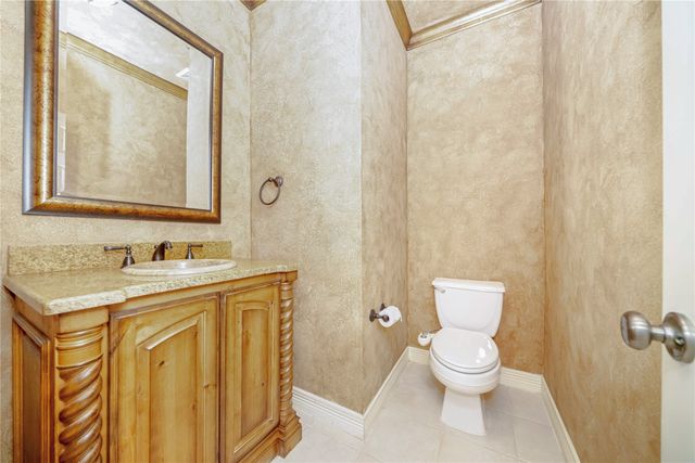 2906 Thomas Avenue, Dallas, TX 75204