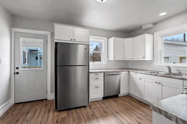 727 E CALUMET STREET, Appleton, WI 54915