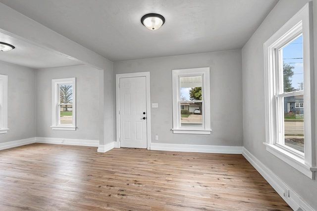 727 E CALUMET STREET, Appleton, WI 54915