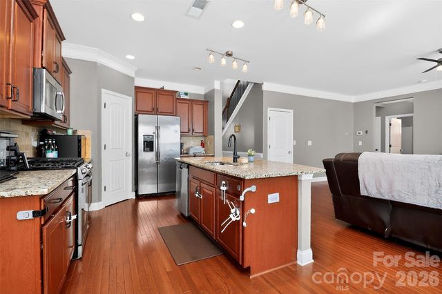 5033 El Molino Drive, Charlotte, NC 28214