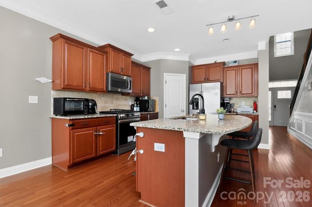 5033 El Molino Drive, Charlotte, NC 28214