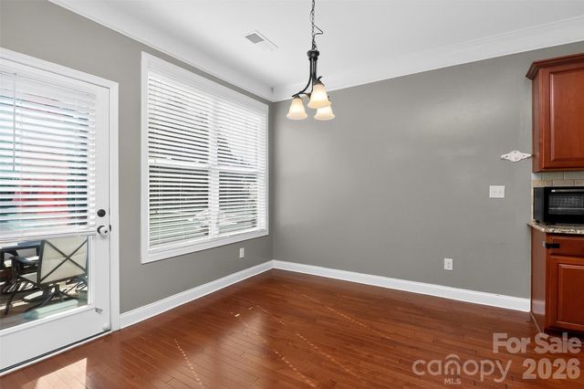 5033 El Molino Drive, Charlotte, NC 28214