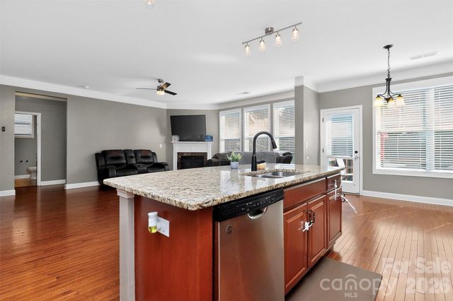 5033 El Molino Drive, Charlotte, NC 28214