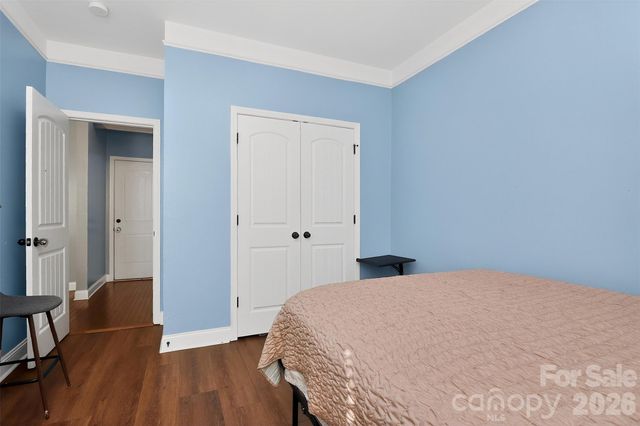 5033 El Molino Drive, Charlotte, NC 28214