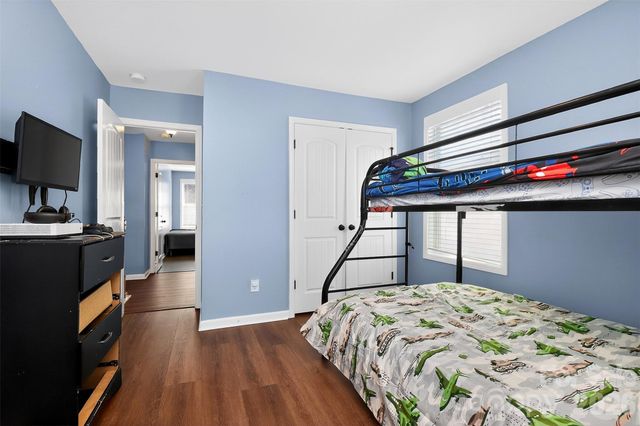 5033 El Molino Drive, Charlotte, NC 28214