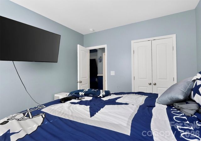 5033 El Molino Drive, Charlotte, NC 28214