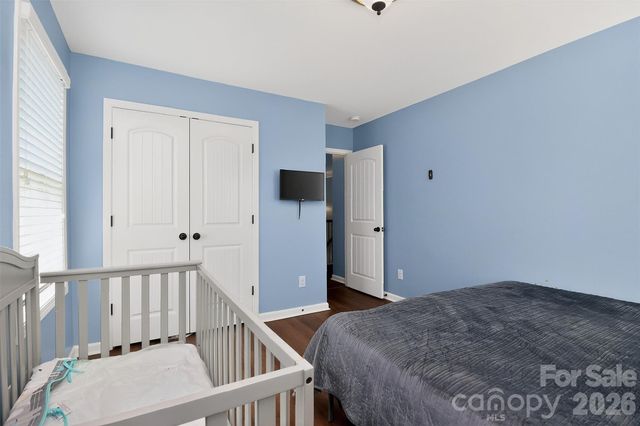 5033 El Molino Drive, Charlotte, NC 28214