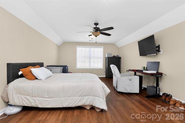 5033 El Molino Drive, Charlotte, NC 28214