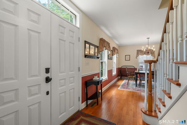 14 Westwood Drive, Canton, CT 06019