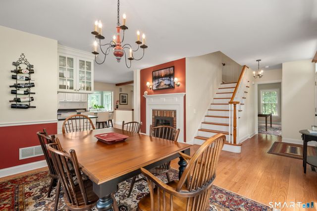 14 Westwood Drive, Canton, CT 06019