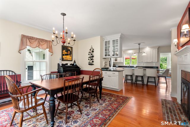 14 Westwood Drive, Canton, CT 06019