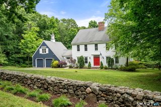 14 Westwood Drive, Canton, CT 06019