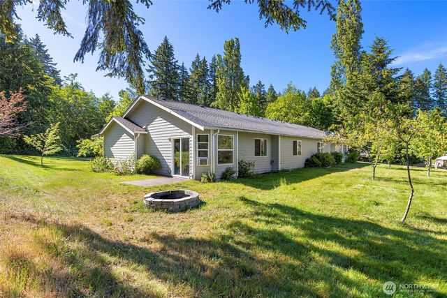 5621 and 5623 Delia Lane SW, Port Orchard, WA 98367