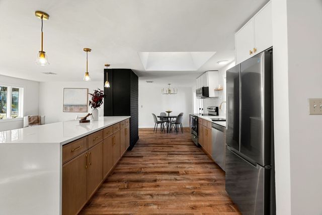 11 Murray Street, Peabody, MA 01960