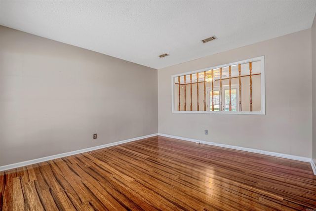 8908 Merrymen Road, Sherwood, AR 72120