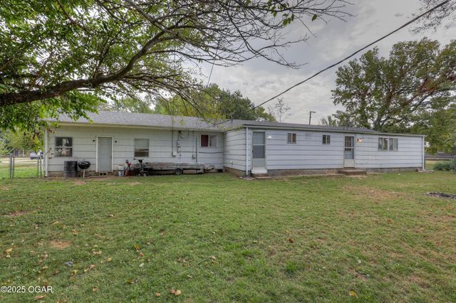 2205 Lincoln Avenue, Baxter Springs, KS 66713