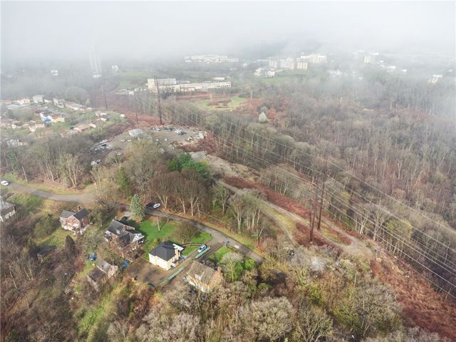 7052 Verona Blvd, Lincoln Larimer, PA 15235