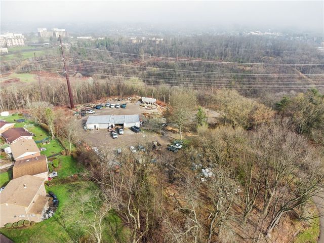 7052 Verona Blvd, Lincoln Larimer, PA 15235