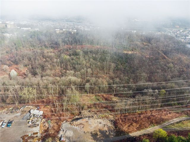 7052 Verona Blvd, Lincoln Larimer, PA 15235