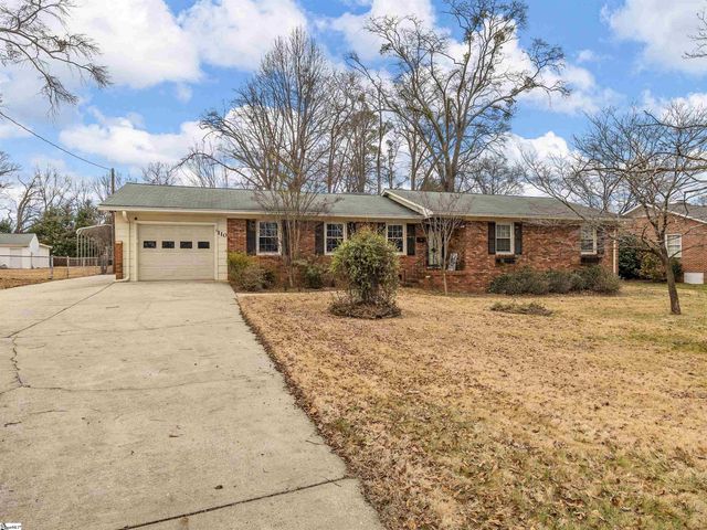 110 Ridgeway Road, Spartanburg, SC 29301