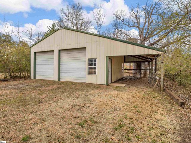 110 Ridgeway Road, Spartanburg, SC 29301