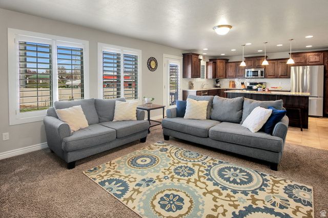 3250 W 1075 N, Layton, UT 84041