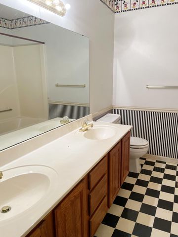 1096 Three Pine Ln, Deridder, LA 70634