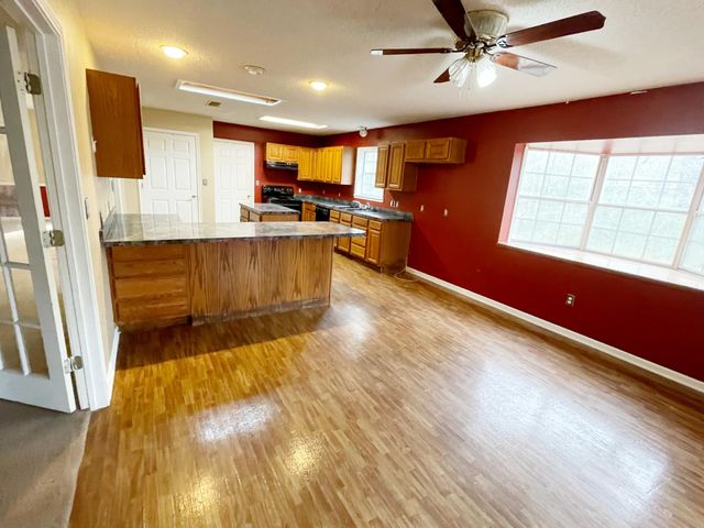 1096 Three Pine Ln, Deridder, LA 70634