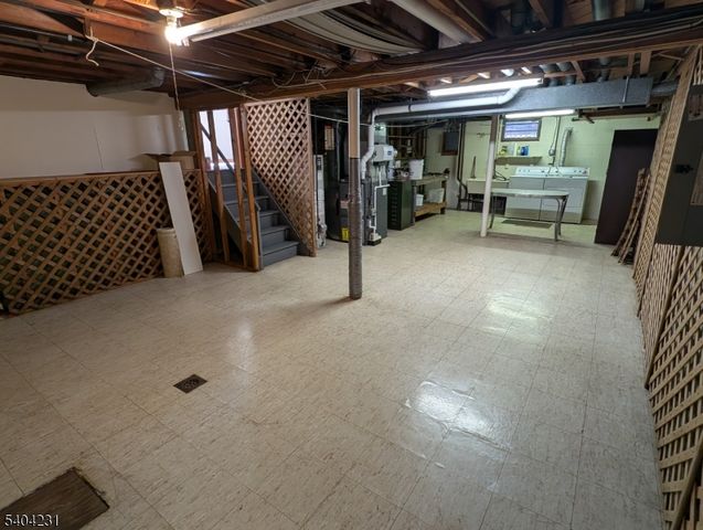 146 Forbes St, Rahway City, NJ 07065