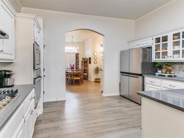 804 Fairway Drive, Norman, OK 73069