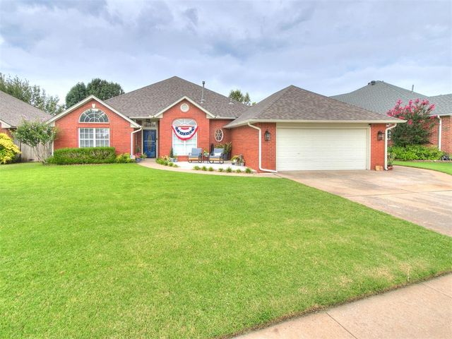804 Fairway Drive, Norman, OK 73069