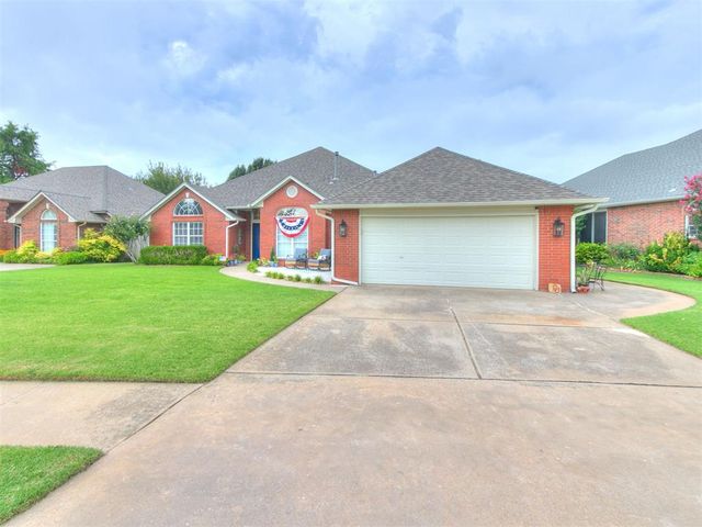 804 Fairway Drive, Norman, OK 73069