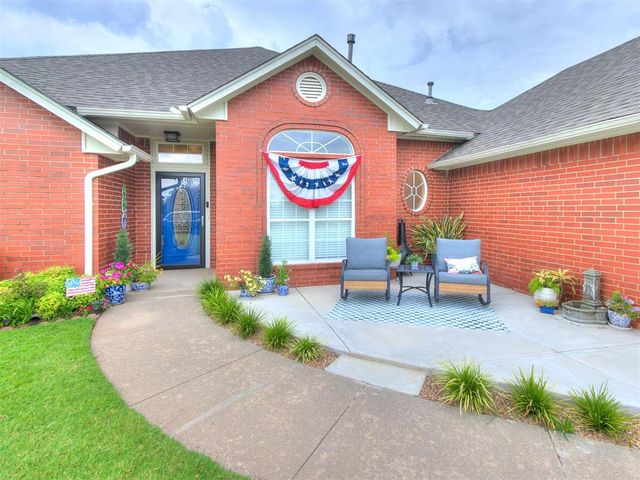 804 Fairway Drive, Norman, OK 73069