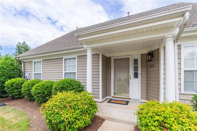 2007 Nicklaus DR, Suffolk, VA 23435