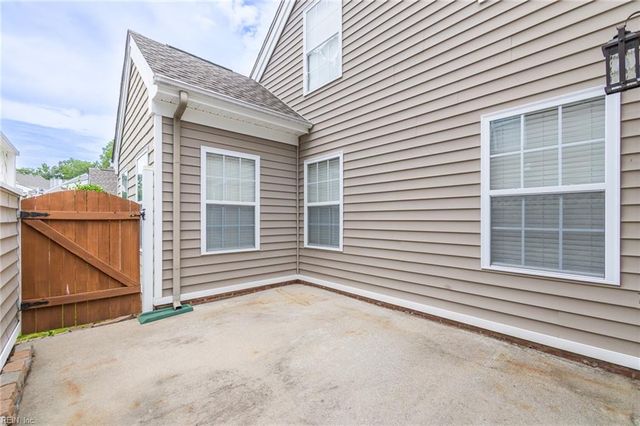 2007 Nicklaus DR, Suffolk, VA 23435