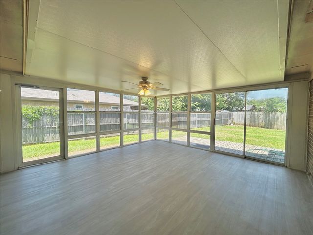 6209 Gayle Drive, North Richland Hills, TX 76180