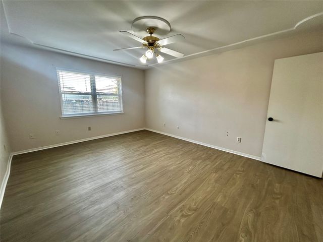 6209 Gayle Drive, North Richland Hills, TX 76180