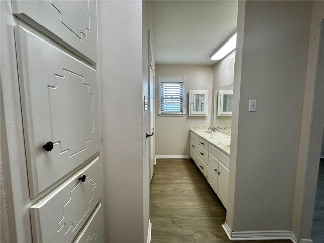 6209 Gayle Drive, North Richland Hills, TX 76180