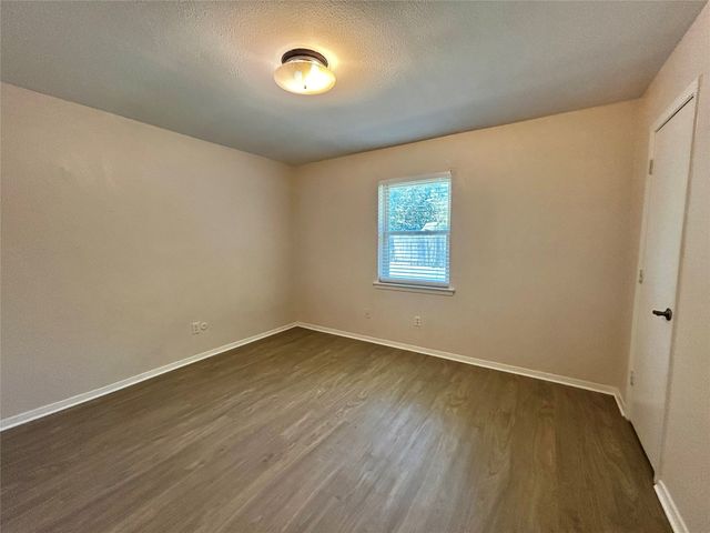 6209 Gayle Drive, North Richland Hills, TX 76180