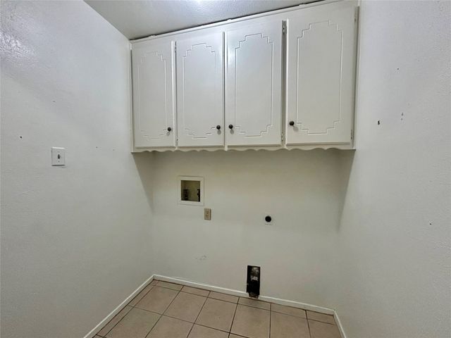 6209 Gayle Drive, North Richland Hills, TX 76180