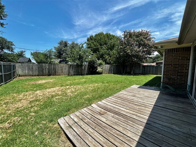 6209 Gayle Drive, North Richland Hills, TX 76180