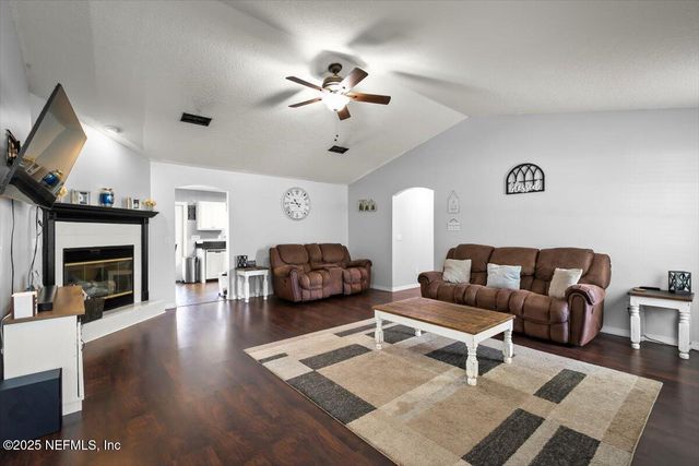 277 MILTON Street, Macclenny, FL 32063