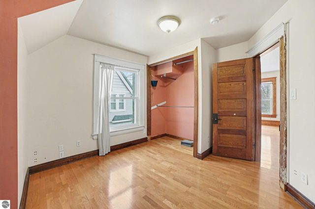 309 Grant Avenue, Alma, MI 48801