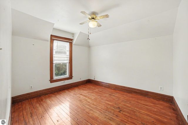 309 Grant Avenue, Alma, MI 48801