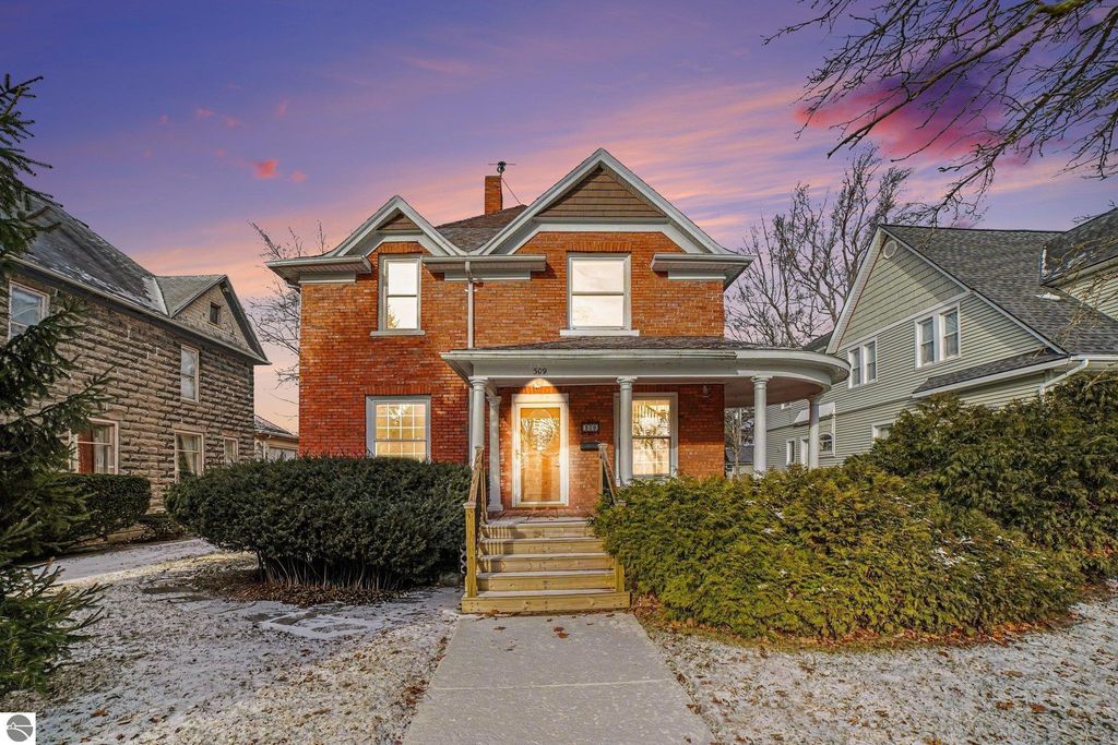 Image 27 of property listing at 309 Grant Avenue, Alma, MI 48801