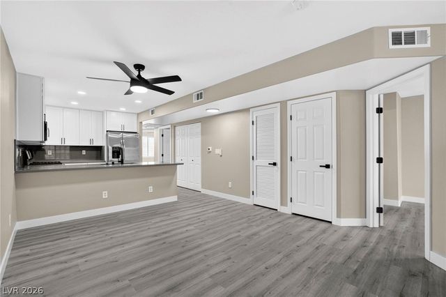 2106 Sleepy Court, Las Vegas, NV 89106
