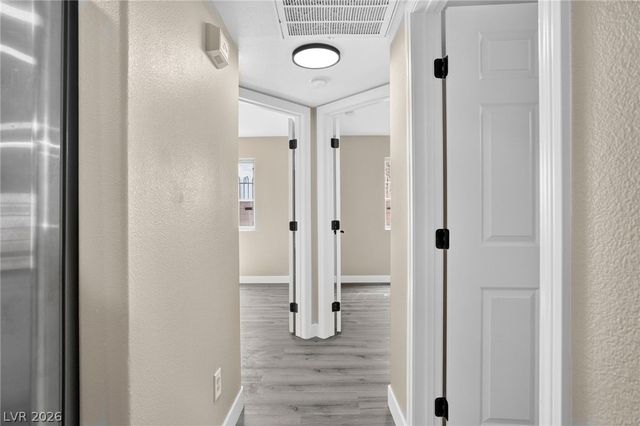 2106 Sleepy Court, Las Vegas, NV 89106