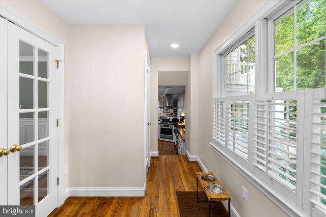 1000 W BRADDOCK RD, Alexandria, VA 22302