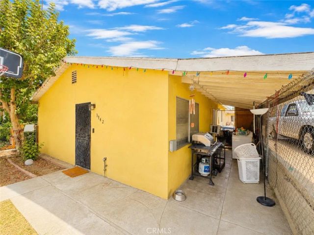 3942 Gleason Street, Los Angeles, CA 90063